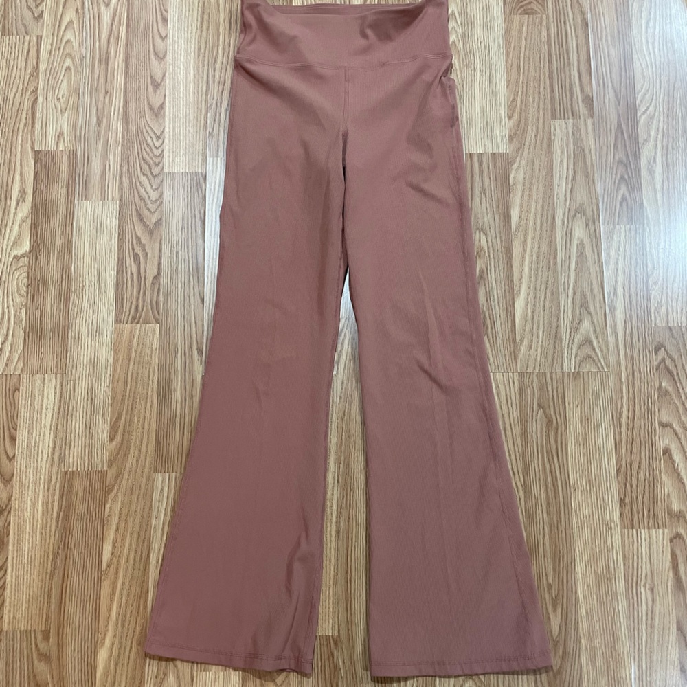 Gap Flare Leggings